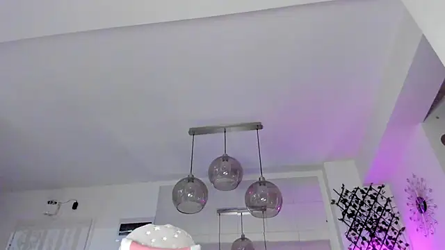 IreneVON online show from 02/03/25, 05:29