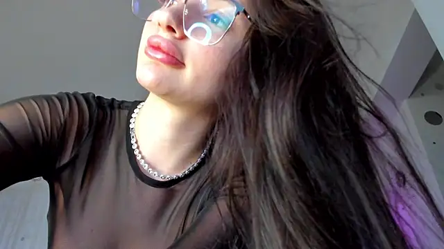 IreneVON online show from 02/08/25, 08:42