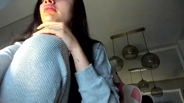 IreneVON online show from 10/04/25, 04:54