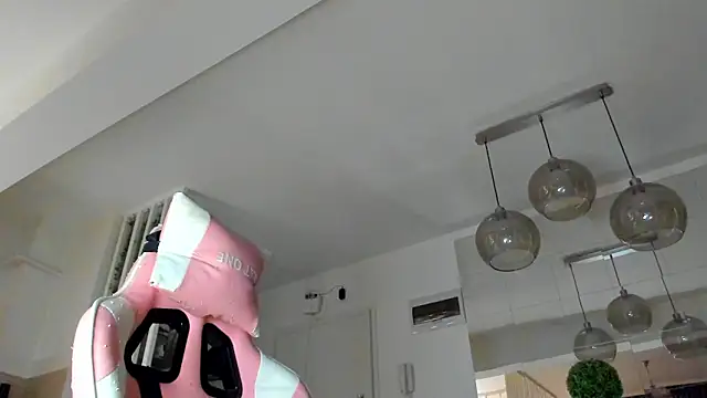 IreneVON online show from 02/04/26, 04:40