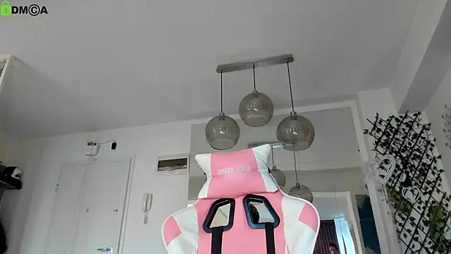 IreneVON online show from 04/07/26, 04:13