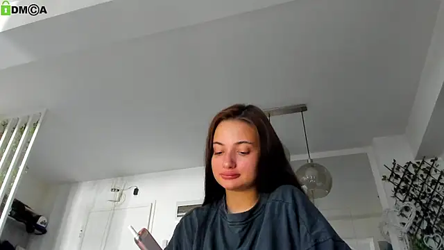 Snapshot of IreneVON chatting on 06/11/26, 04:32 IreneVON online show from 06/11/26, 04:32