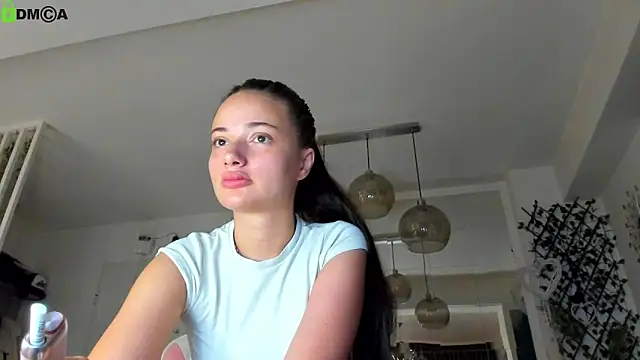 Snapshot of IreneVON chatting on 06/12/26, 03:27 IreneVON online show from 06/12/26, 03:27