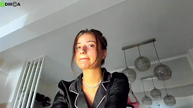 Snapshot of IreneVON chatting on 07/04/26, 04:07 IreneVON online show from 07/04/26, 04:07