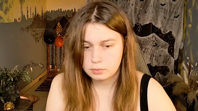 FioraMarmoris online show from 10/18/25, 07:31