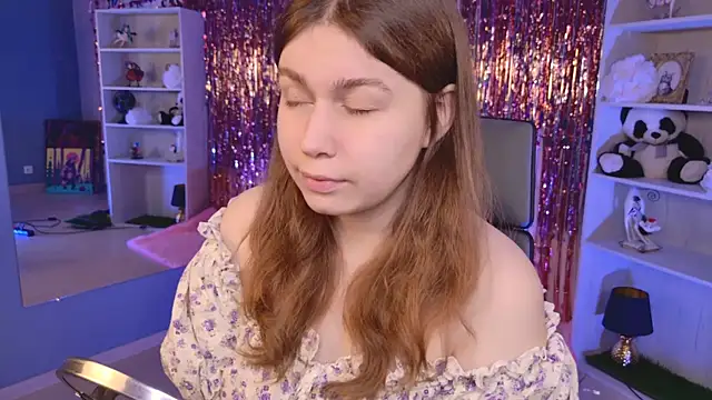 FioraMarmoris online show from 04/10/26, 05:45