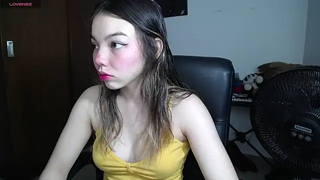 Snapshot of venelope1 chatting on 02/01/25, 01:02 venelope1 online show from 02/01/25, 01:02