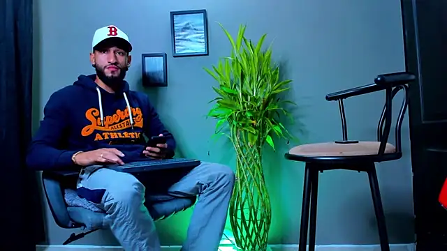 Damian 022 online show from 10/06/25, 12:02