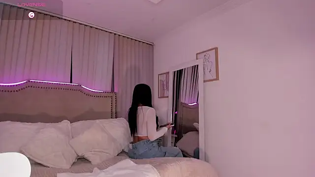 Bella ev online show from 04/02/26, 05:49