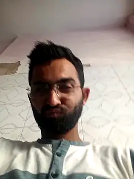 sagarghai07 online show from 04/01/26, 10:16