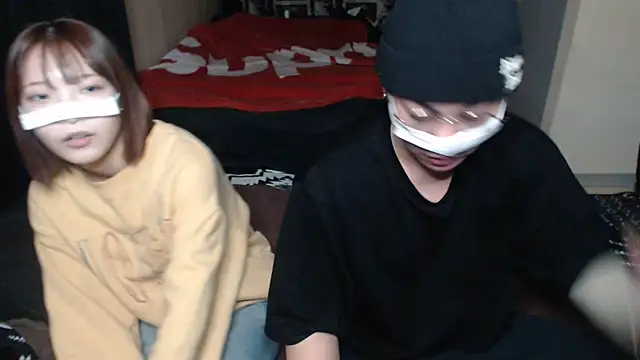 Snapshot of --SHUN-- chatting on 01/10/25, 05:26 --SHUN-- online show from 01/10/25, 05:26