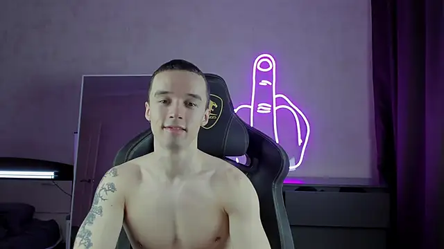 MasonWarholl online show from 01/10/25, 04:33