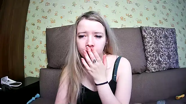 ViolaCandy online show from 01/17/25, 05:11