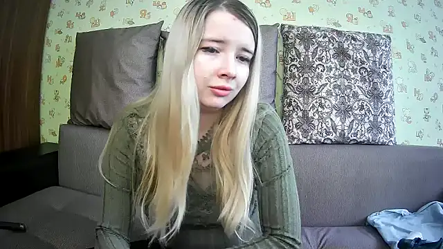 ViolaCandy online show from 03/11/25, 05:27