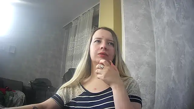ViolaCandy online show from 11/20/25, 02:39