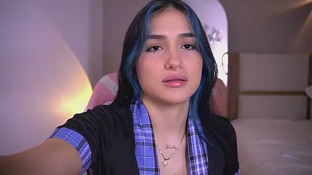 AnnyHizzle online show from 06/14/26, 03:30