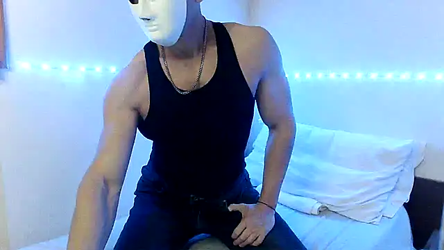 Snapshot of Alexx_Fit023 chatting on 12/16/24, 09:52 Alexx Fit023 online show from 12/16/24, 09:52