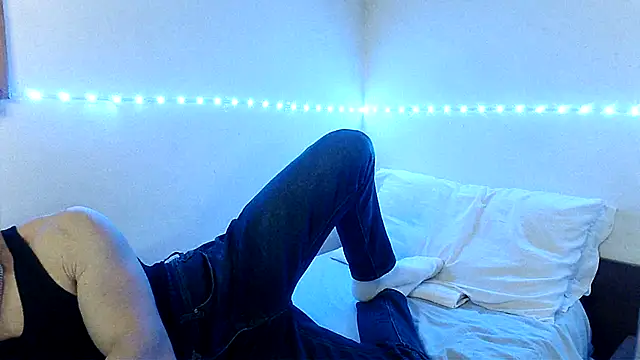 Snapshot of Alexx_Fit023 chatting on 12/29/24, 10:57 Alexx Fit023 online show from 12/29/24, 10:57