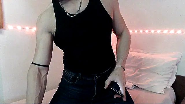 Snapshot of Alexx_Fit023 chatting on 01/03/25, 09:26 Alexx Fit023 online show from 01/03/25, 09:26