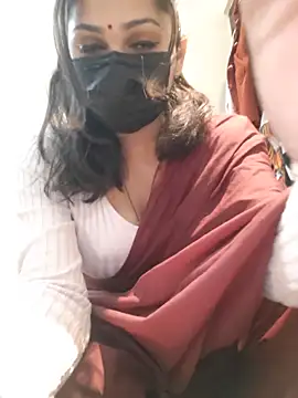 Snapshot of Sonam-378 chatting on 01/18/25, 05:59 Sonam-378 online show from 01/18/25, 05:59