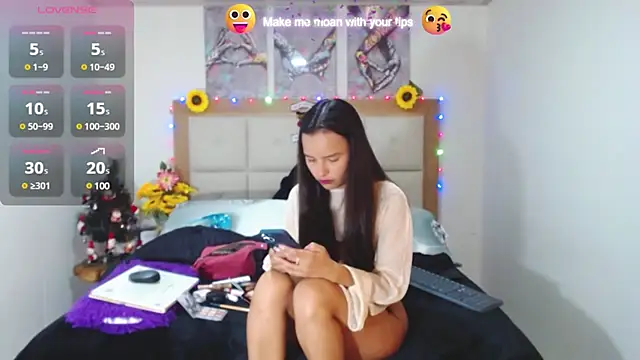 valentina hearts online show from 12/18/24, 12:54