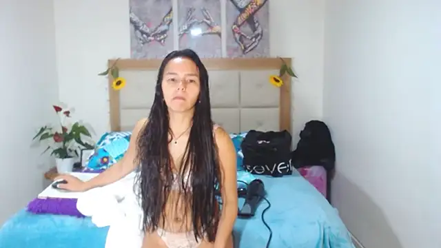 valentina hearts online show from 03/12/25, 08:41