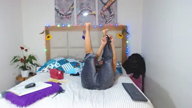 valentina hearts online show from 03/17/25, 03:25