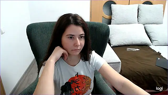 Snapshot of VioletaFlower7 chatting on 11/12/25, 08:59 VioletaFlower7 online show from 11/12/25, 08:59