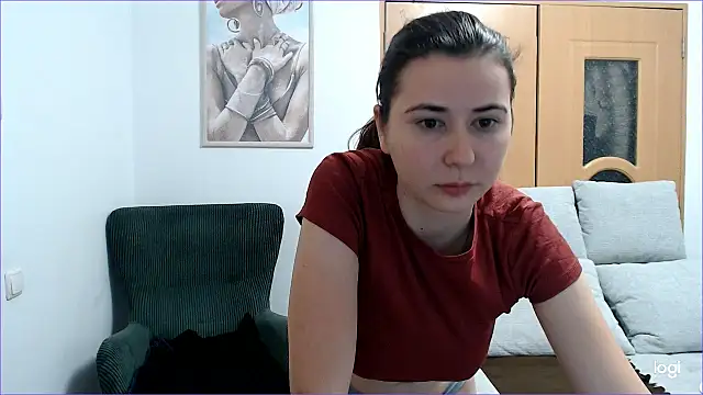 Snapshot of VioletaFlower7 chatting on 12/01/25, 04:23 VioletaFlower7 online show from 12/01/25, 04:23