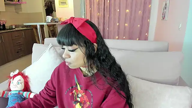 zoesullivan online show from 01/12/25, 10:02