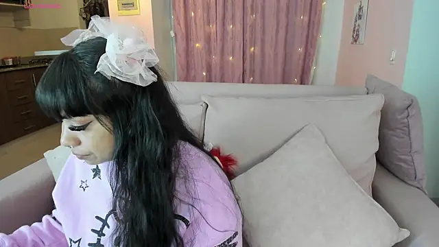 zoesullivan online show from 01/13/25, 09:19