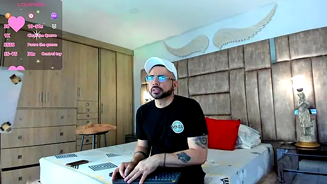 petterwilly1 online show from 10/29/25, 09:05