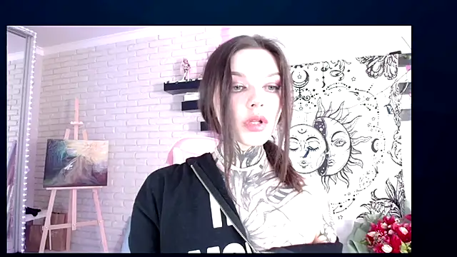 Snapshot of uwuxxxeva chatting on 03/02/25, 01:05 uwuxxxeva online show from 03/02/25, 01:05