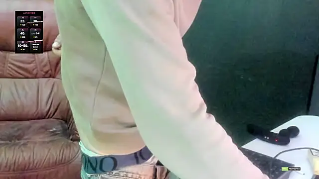 Snapshot of savage_daddyy chatting on 02/28/25, 04:31 savage daddyy online show from 02/28/25, 04:31