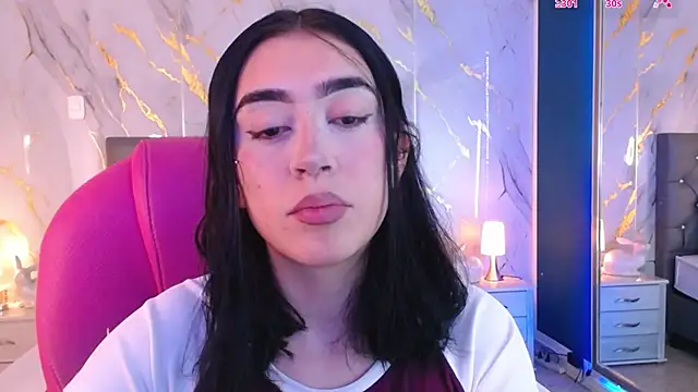 Julieta De Los Angeles online show from 03/11/25, 03:48