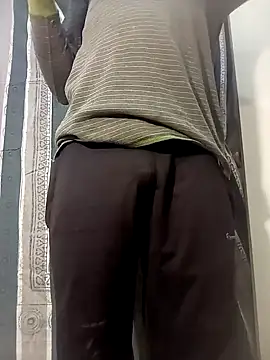 Snapshot of Syco_amanyg chatting on 12/19/24, 07:18 Syco amanyg online show from 12/19/24, 07:18