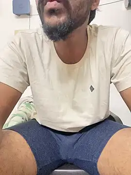 Snapshot of Hottest_Tamil chatting on 01/08/25, 09:01 Hottest Tamil online show from 01/08/25, 09:01