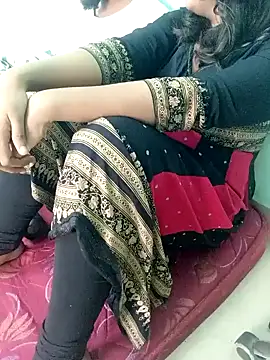 Snapshot of Hottest_Tamil chatting on 01/13/25, 07:54 Hottest Tamil online show from 01/13/25, 07:54