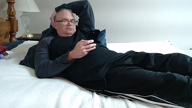 Snapshot of JaySloan chatting on 01/12/25, 08:14 JaySloan online show from 01/12/25, 08:14