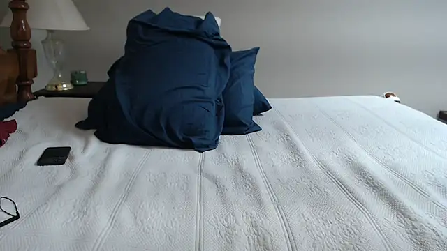 Snapshot of JaySloan chatting on 01/14/25, 04:29 JaySloan online show from 01/14/25, 04:29