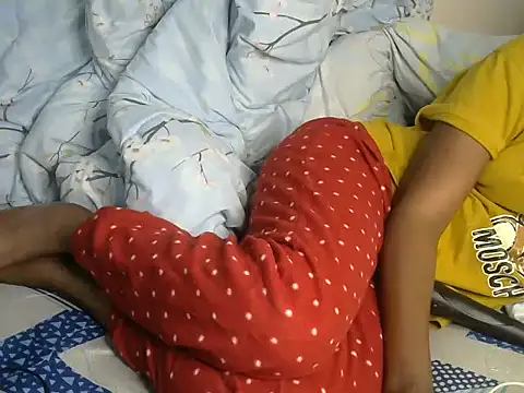 StacyGee24 online show from 11/05/25, 10:32