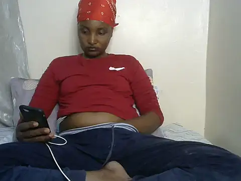 StacyGee24 online show from 11/12/25, 07:35