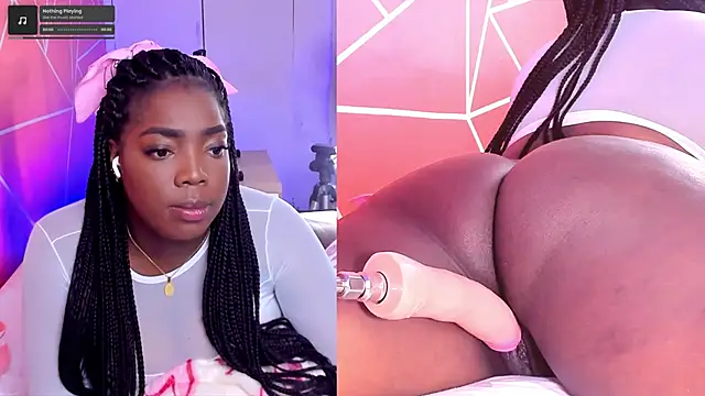 zoeethompson cm online show from 12/04/25, 11:08