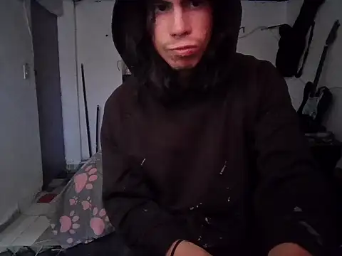 lmlfff online show from 12/21/25, 02:35