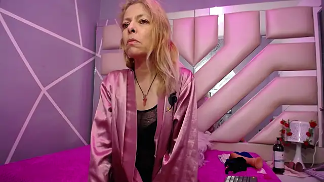 sophia ny online show from 02/25/25, 12:36