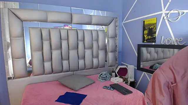 sophia ny online show from 03/20/25, 01:26