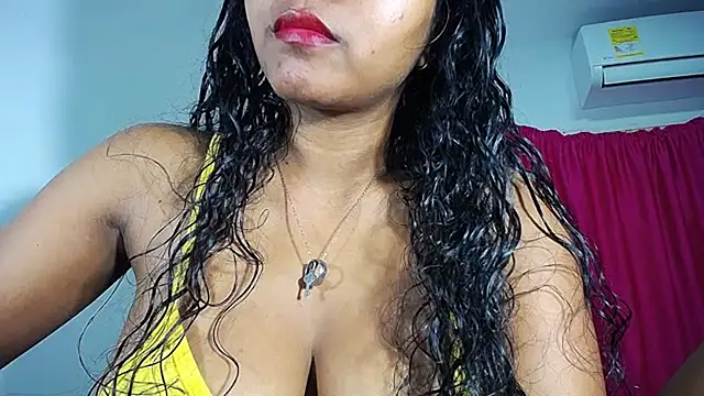 Snapshot of Sashabreck chatting on 11/07/25, 07:47 Sashabreck online show from 11/07/25, 07:47