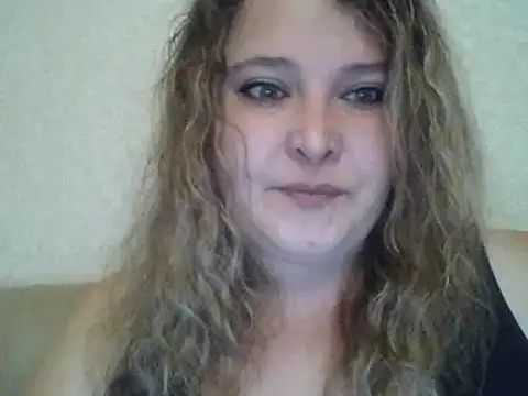 ParisMimi online show from 10/04/25, 04:32