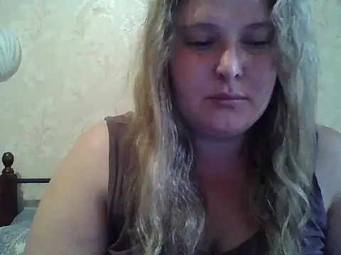 ParisMimi online show from 05/27/26, 08:11