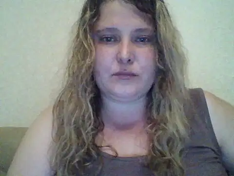 ParisMimi online show from 05/27/26, 08:39